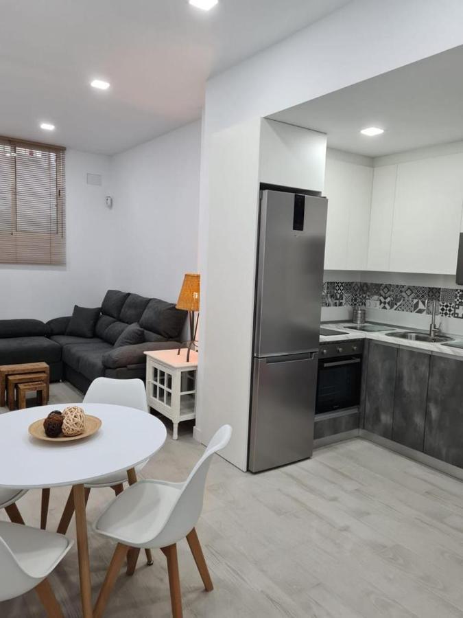 Apartamento Pet-Friendly En Atocha By Bebalmy Apartment Madrid Luaran gambar